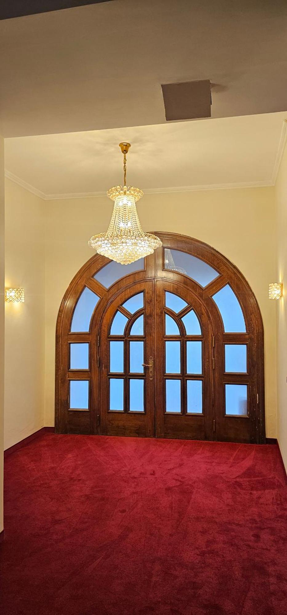 B Boutique Hotel *